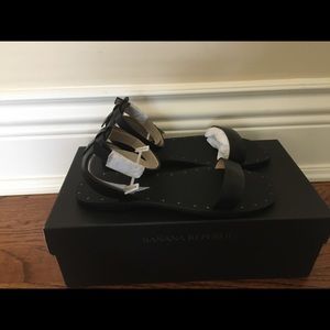 NW BANANA REPUBLIC BLACK LTHR BARE STUDED SANDAL